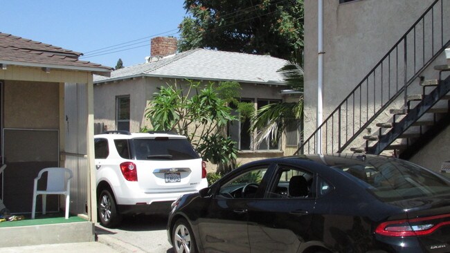 Foto del edificio - 16417 S Denker Ave