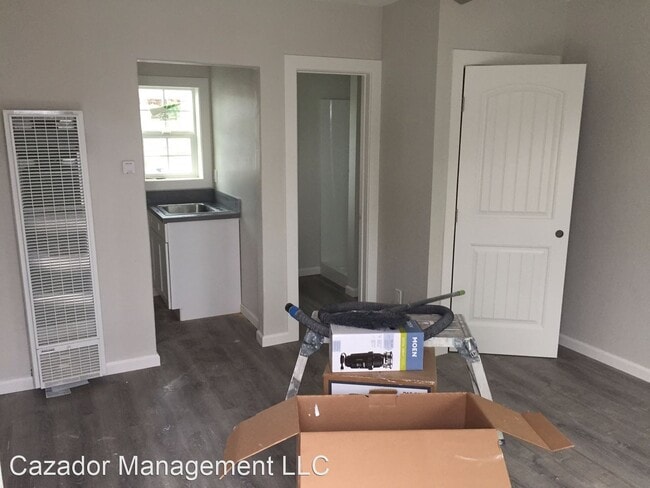 Building Photo - 2001-2003 S Coast Hwy