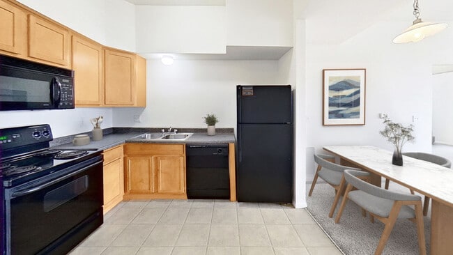 Building Photo - Loft 45