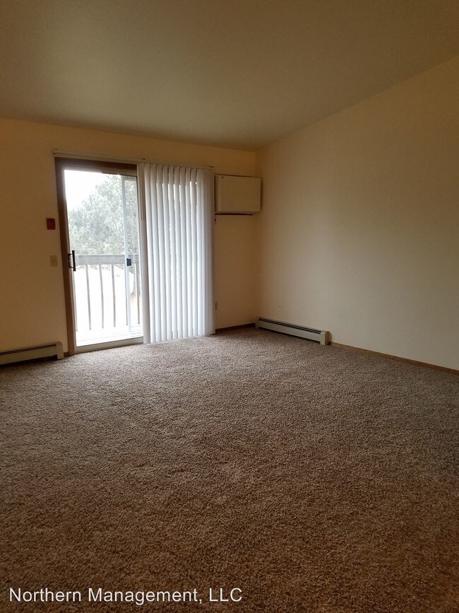 Foto del edificio - 2221-2231 Evergreen Ln