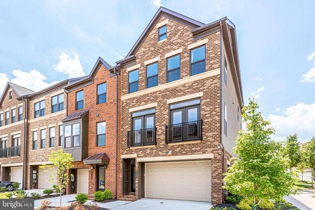 Building Photo - 3144 Goldenwave Ct