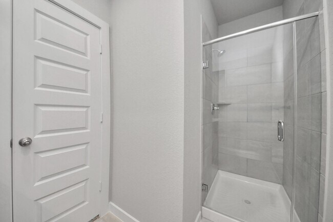 Building Photo - 12022 Maple Oak Dr