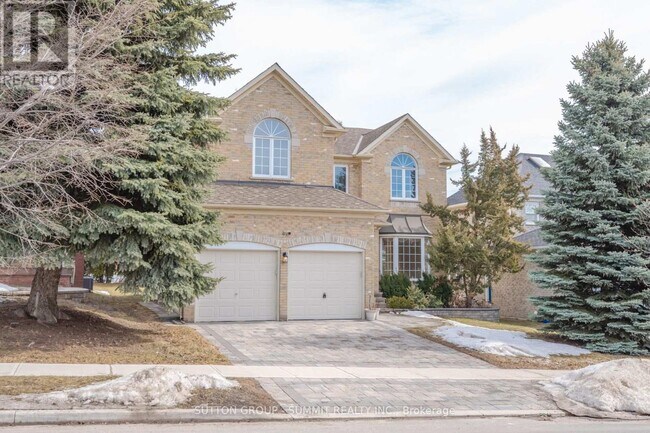 Building Photo - 49 Central Park Dr