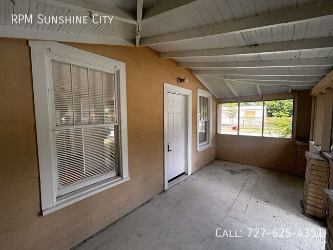 Foto del edificio - 8218 N Klondyke St