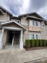 Building Photo - 1305 Boon St