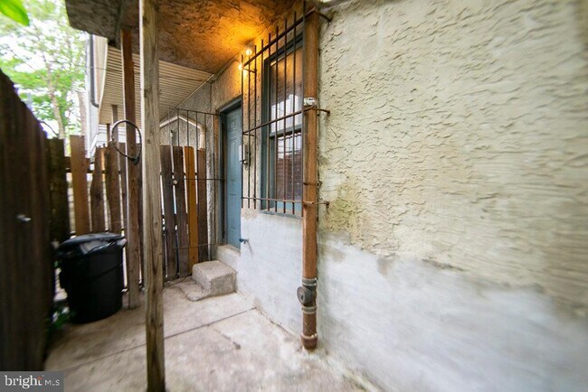 Foto del edificio - 1826 Webster St