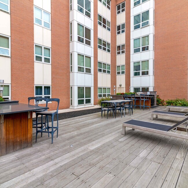 Amelia 10 Faxon Ave Quincy, MA