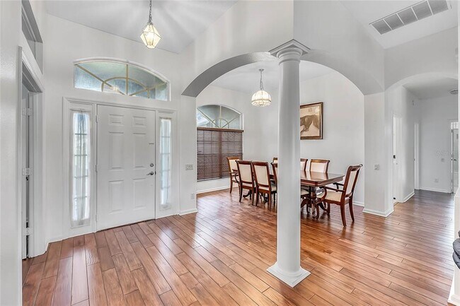 Foto del edificio - 942 Kingsridge Cir