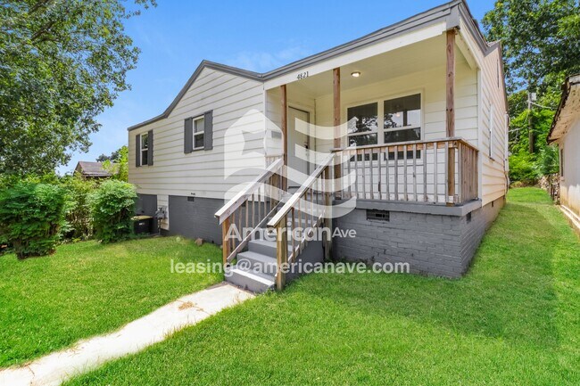 Foto del edificio - 4821 Francis St