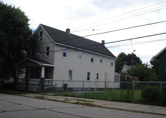 Primary Photo - 1154-1158 E 61st St