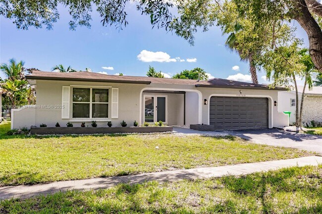 Foto del edificio - 10760 NW 29th Manor