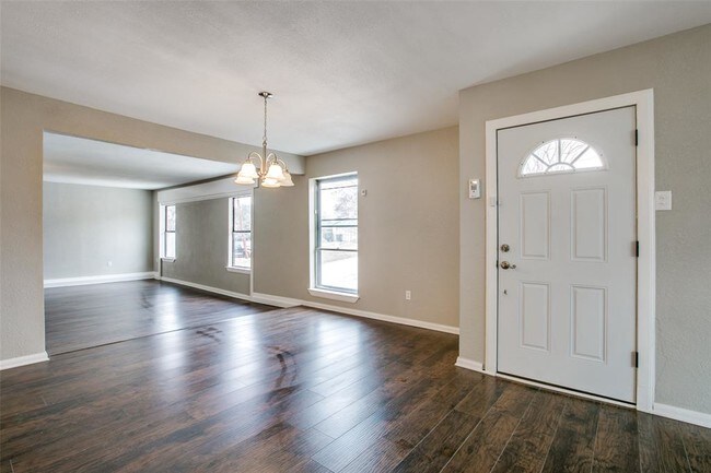 Foto del edificio - 7617 Texridge Dr