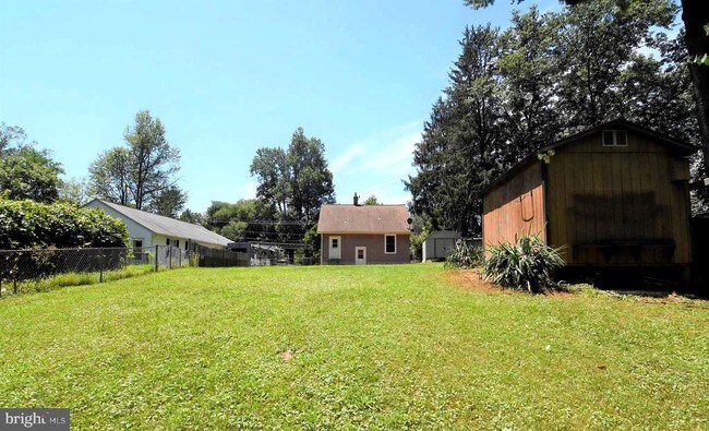 Building Photo - 7105 Highbridge Rd
