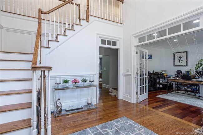 Foto del edificio - 318 Wilton Rd