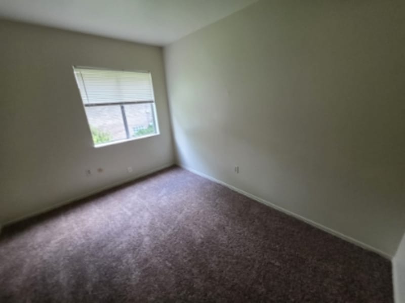 Building Photo - 751 Sylvester Way