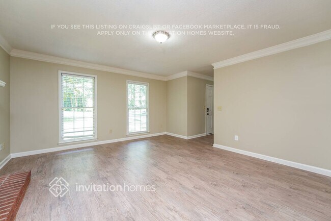 Foto del edificio - 776 Amberglen Ln