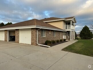 Building Photo - 318 Humar St