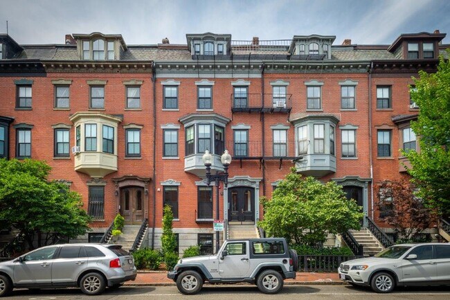 Foto del edificio - 461 Massachusetts Avenue