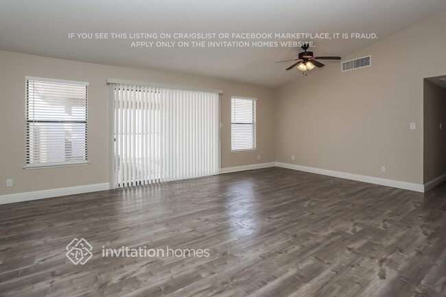 Building Photo - 8428 Mulcahy Ave