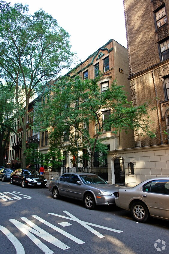 Foto del edificio - 11A W 94th St