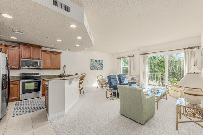 Building Photo - 12631 SE Old Cypress Dr