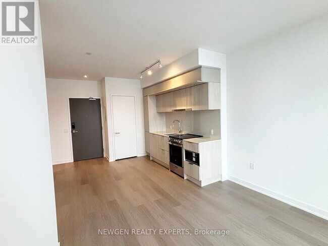 Photo du bâtiment - 448 Burnhamthorpe Rd W