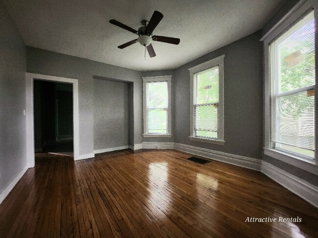 Foto del edificio - 7028 S Rhodes Ave