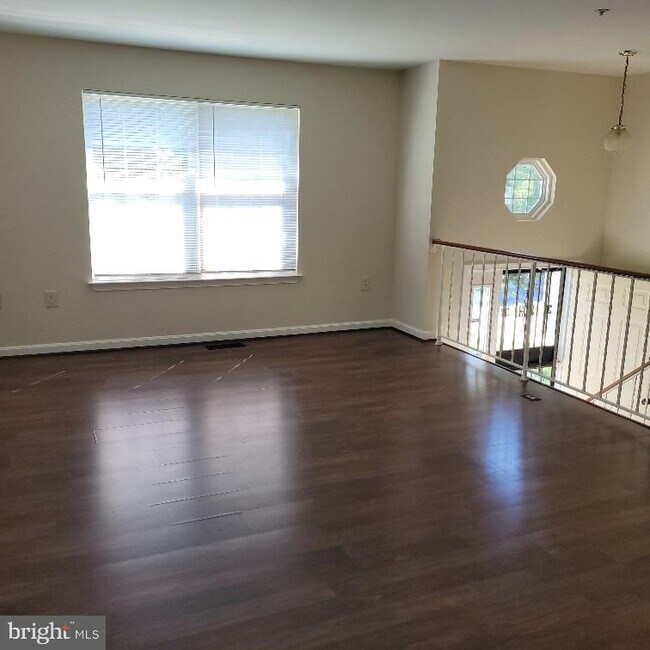 Foto del edificio - 4303 Brookview Terrace