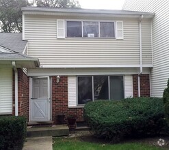 Building Photo - 120 Beaconridge Dr