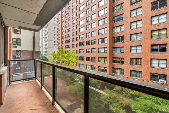 Foto del edificio - 510 E 80th St