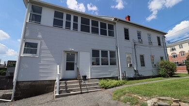 Building Photo - 17 Brigham St