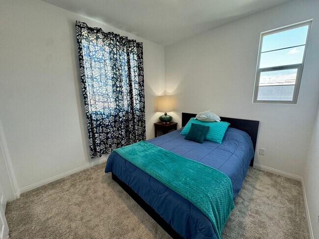 Foto del edificio - Spacious 3 Bed / 3.5 Bath Condo in The Preserve Community