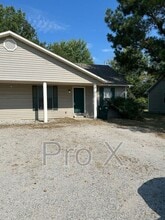Building Photo - 7083 SE 66th Terrace