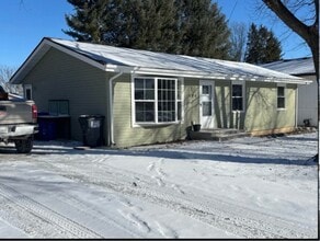 Building Photo - 404 Mallard Rd