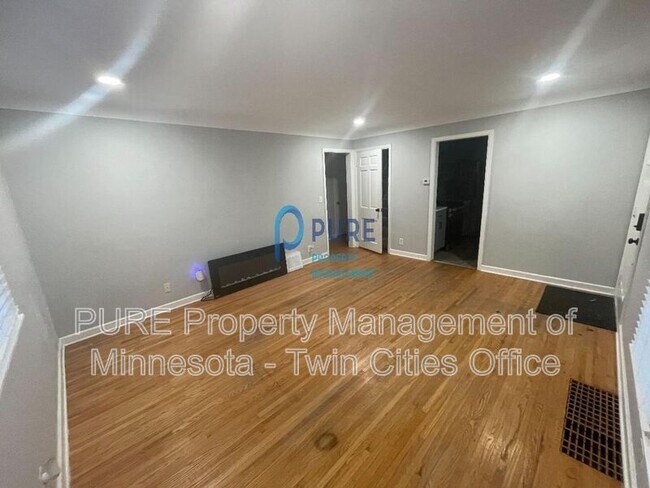 Foto del edificio - 4532 2nd St NE
