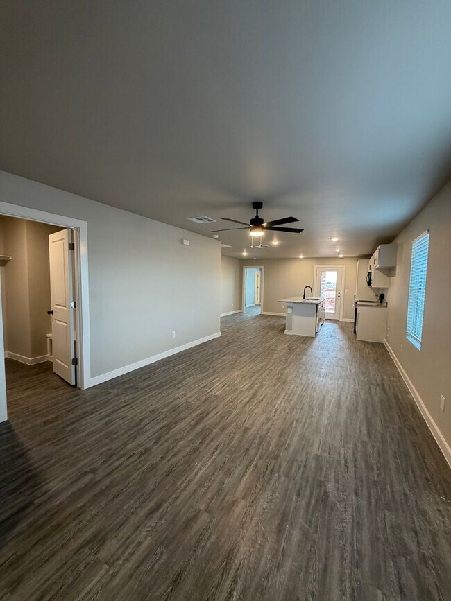Building Photo - Brand New 3 Bed, 2 Bath Home | Pre-Leasing for April 1