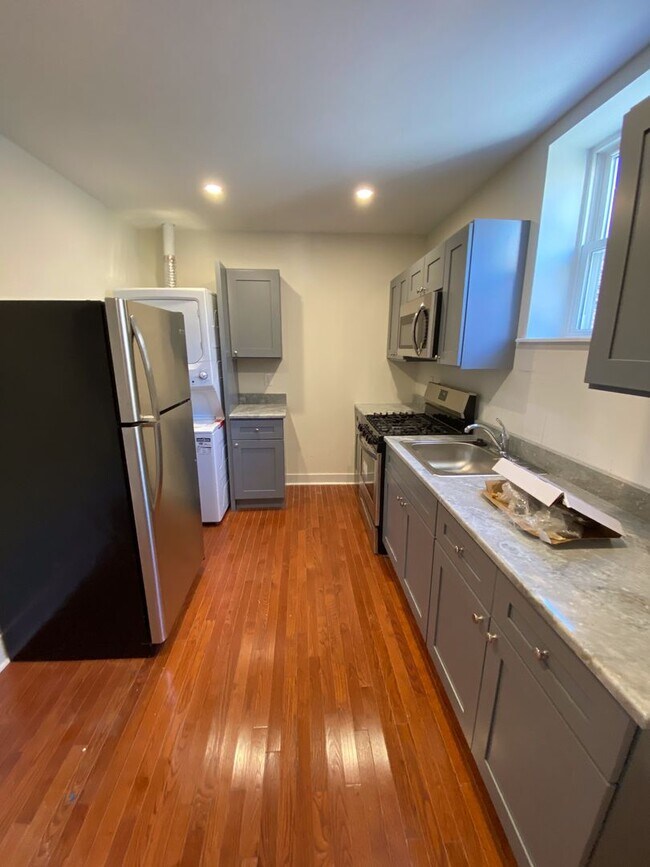 Foto del edificio - 1215 Tasker St