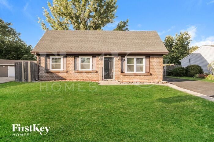 Primary Photo - 711 Linden Ct