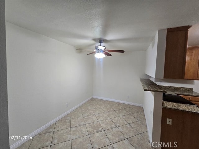 Foto del edificio - 1345 Cabrillo Park Dr