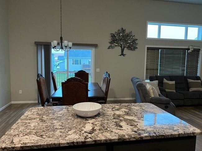 Building Photo - 1558 68th Ave S