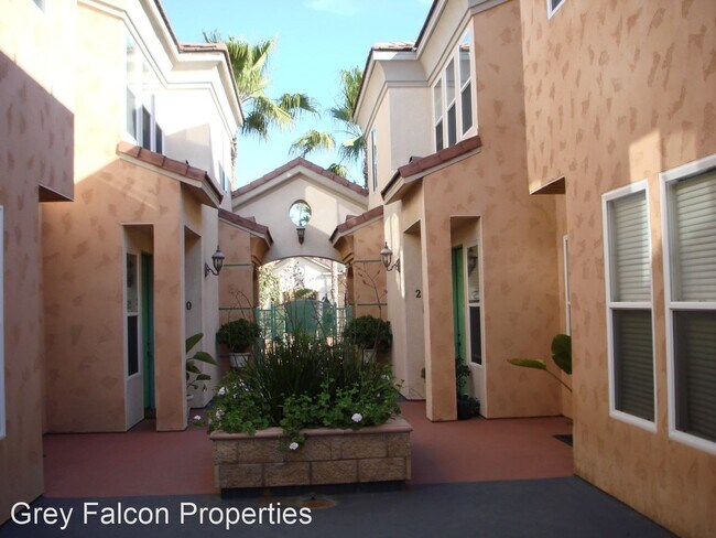 Building Photo - 2 br, 2.5 bath House - 266 Neptune Way