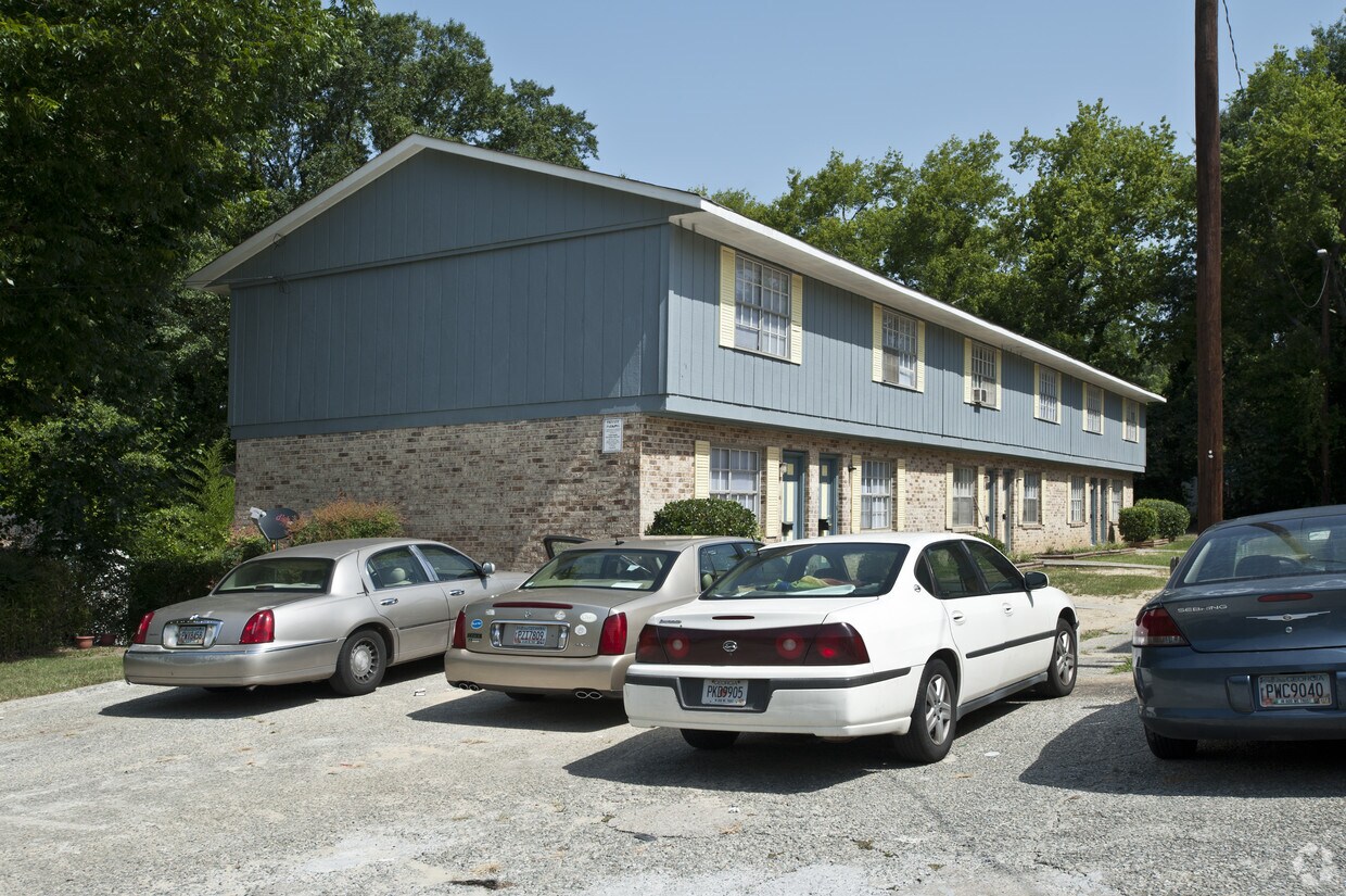 Foto del edificio - Jack E. Robinson Apartments