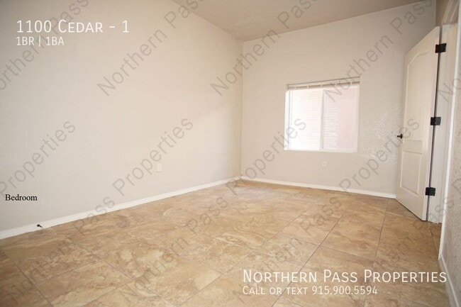 Building Photo - 1100 Cedar-1