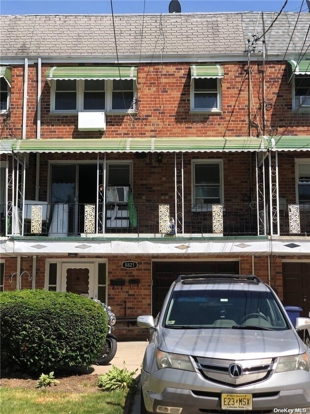 Primary Photo - 88-21 Ransom St