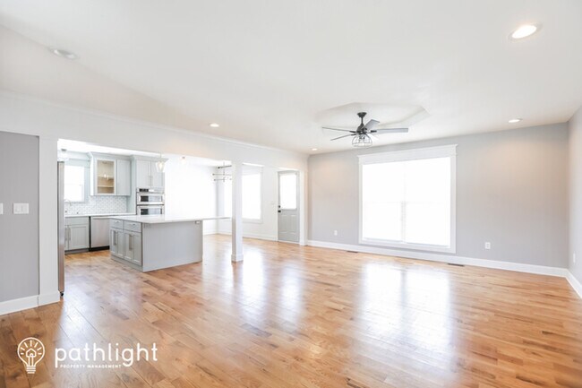 Foto del edificio - 1000 Oakwood Street, Harrisonville, MO, 64701