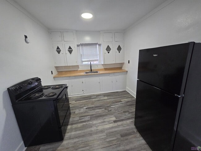 Photo - 2920 Sherwood St House