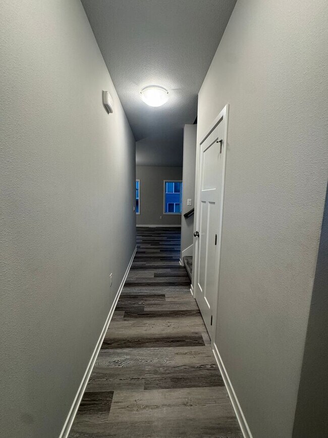Foto del edificio - 3 bedroom 2.5 bath Single Family Home