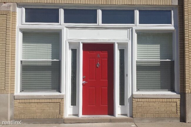 Building Photo - 714 S Washington Ave