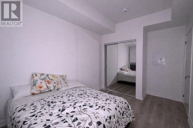 Building Photo - 110 Broadway Ave