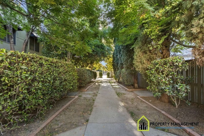 Building Photo - Remodeled Downtown Condo Rental